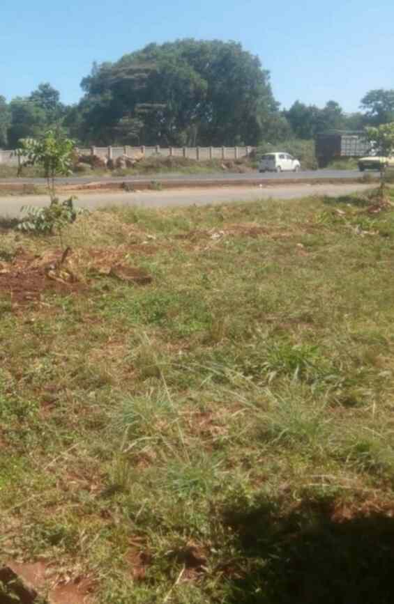 1/4 Acre Prime Plot in Nairobi West Shopping Centre - Image 2